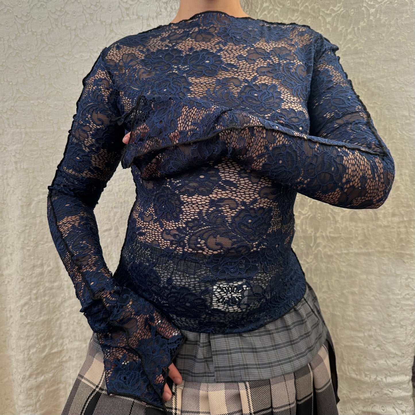 Elongated Blue Lace Long Sleeve Top Sz L-XL