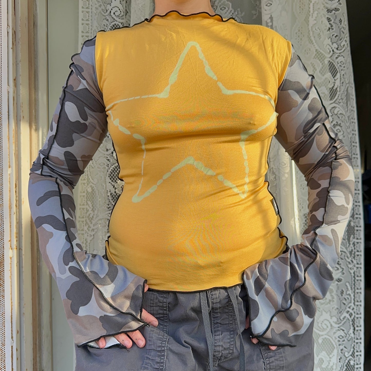Stars Bleach Long Sleeve S-M