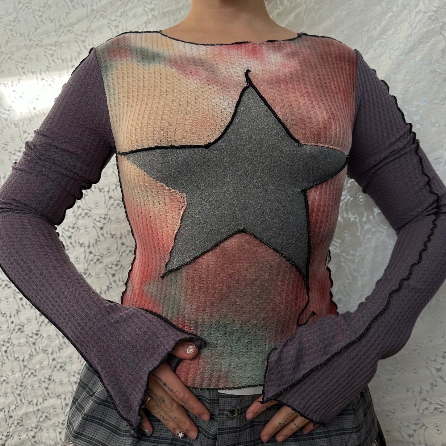 Elongated Star Long Sleeve Top Sz S-M